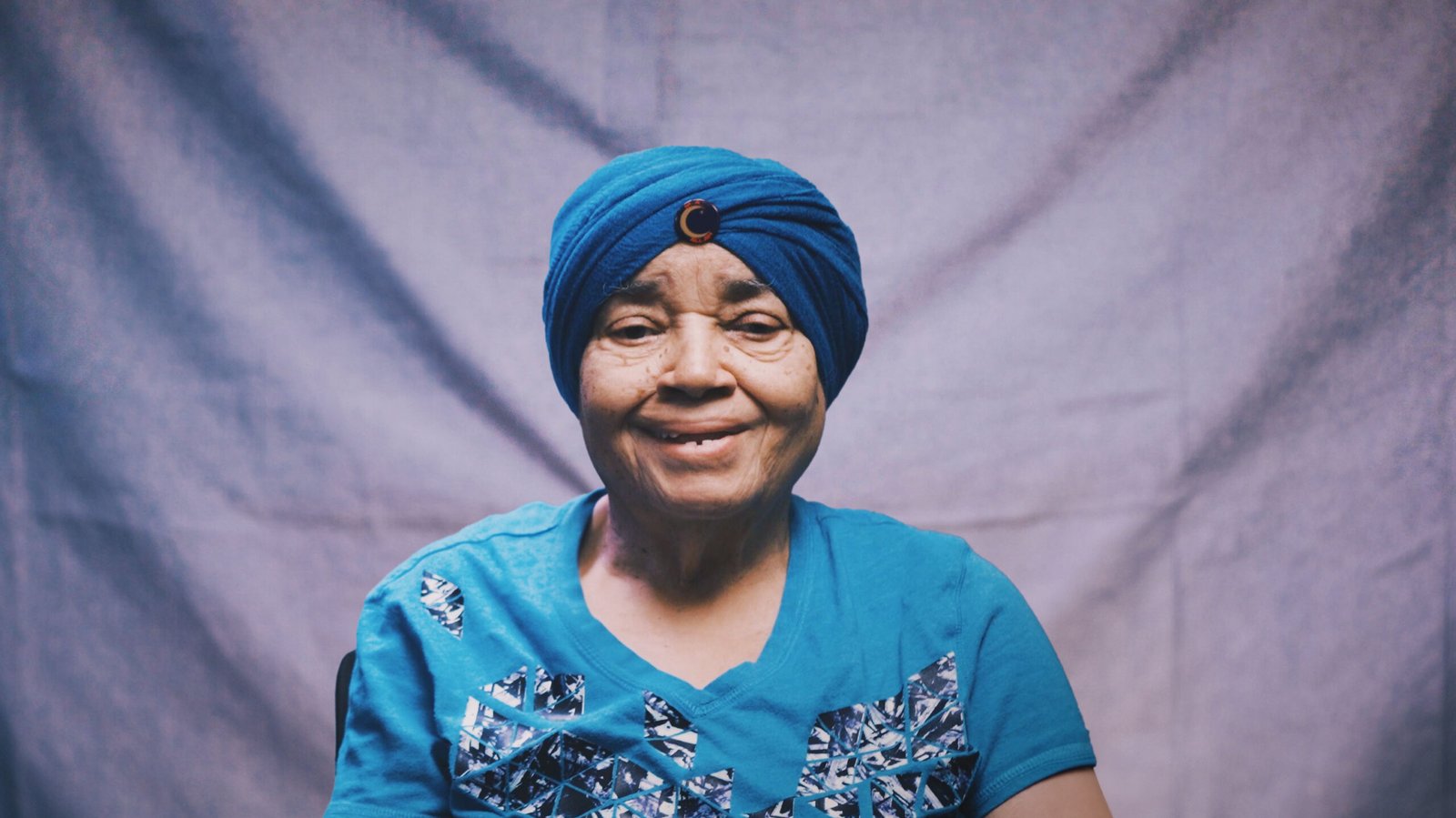 sis p newton el headshot